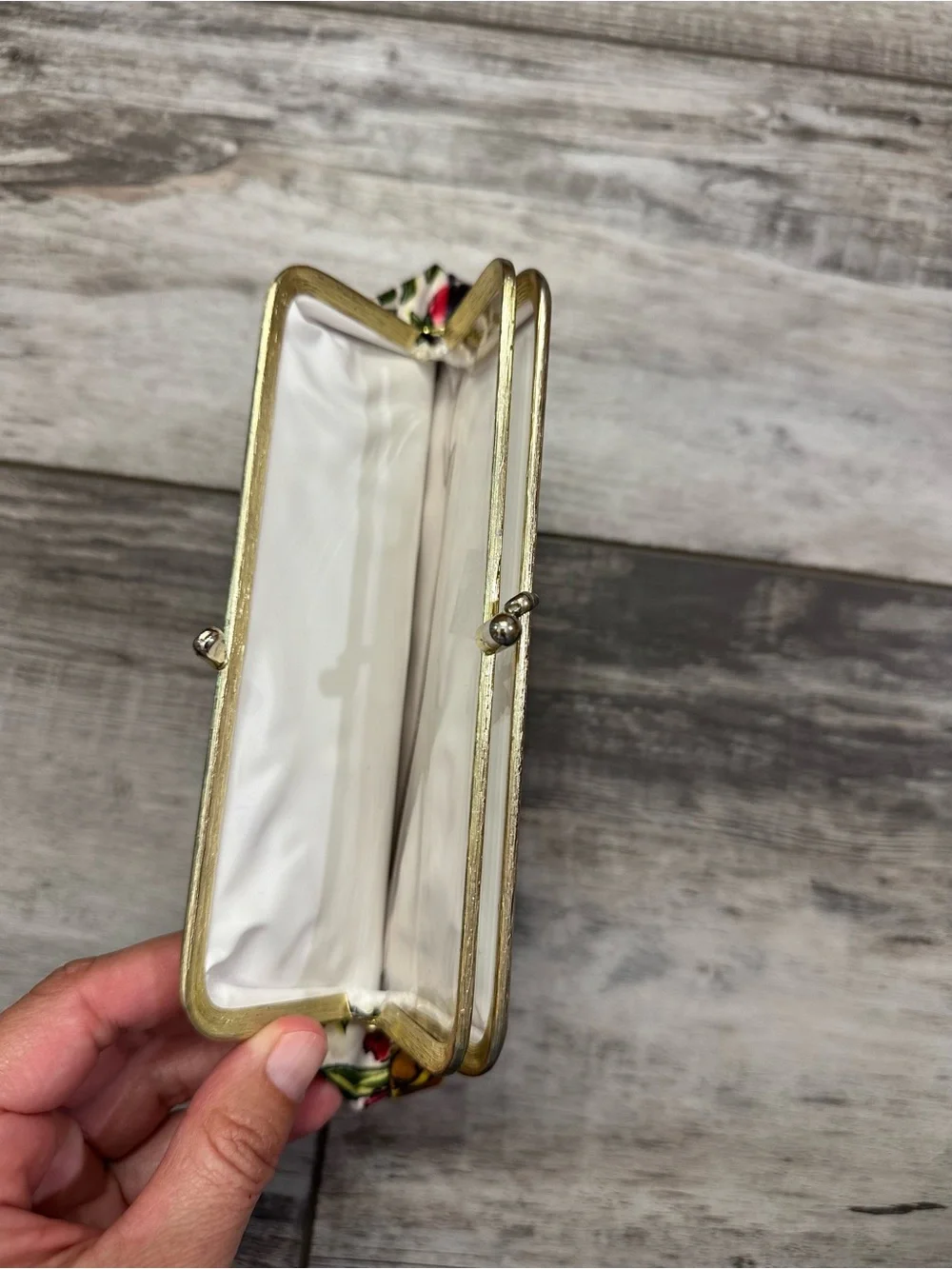 Floral Kiss-Lock White Clutch with Gold Frame
